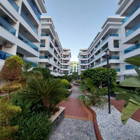 Апартаменты 100m To The Sea By The Dim River Two Bedroom Fully Equipped And Furnished Luxury House